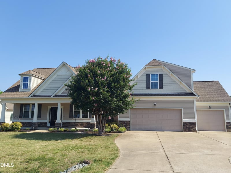 5 Seahorse Ct, Benson, NC 27504