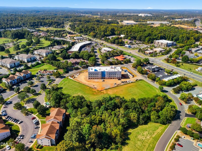 5 Spring Forest Dr, Mebane, NC 27302