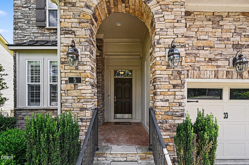 5 Teahouse Ct, Durham, NC 27707