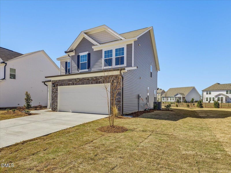 500 Hipwood Dr, Zebulon, NC 27597