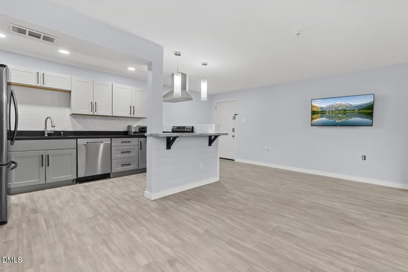 500 Umstead Dr, Chapel Hill, NC 27516