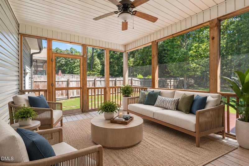 500 Wood Valley Dr, Four Oaks, NC 27524