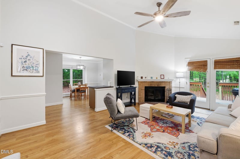 500 Woodcroft Pw #8a, Durham, NC 27713