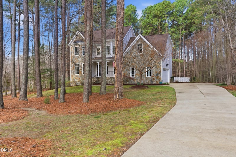 5001 Davis Creek Dr, Raleigh, NC 27610