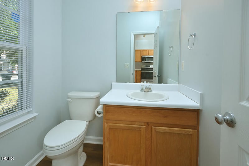 5008 Rainmaker Dr, Durham, NC 27704