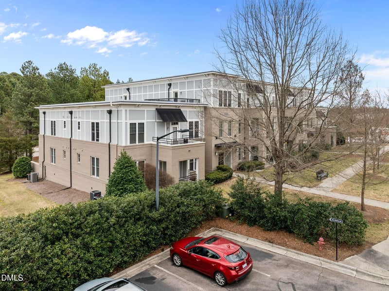 501 Finsbury St #202, Durham, NC 27713