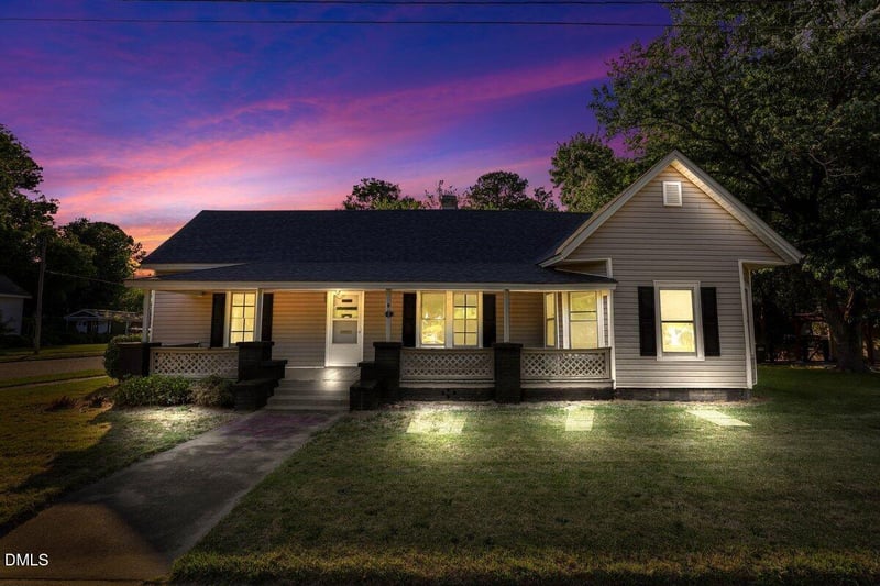 501 N Raiford St, Selma, NC 27576