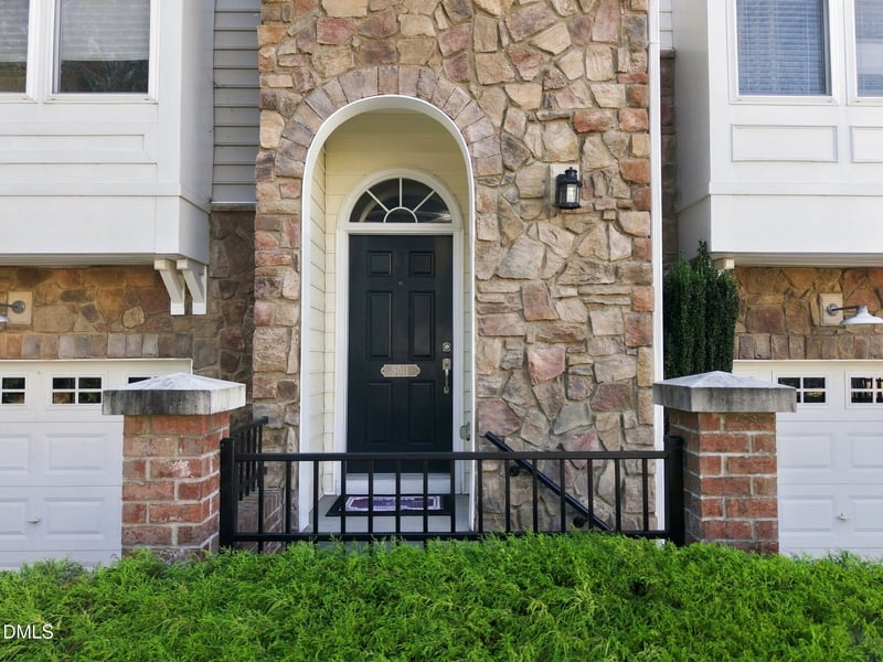 5011 Lady Of The Lake Dr, Raleigh, NC 27612