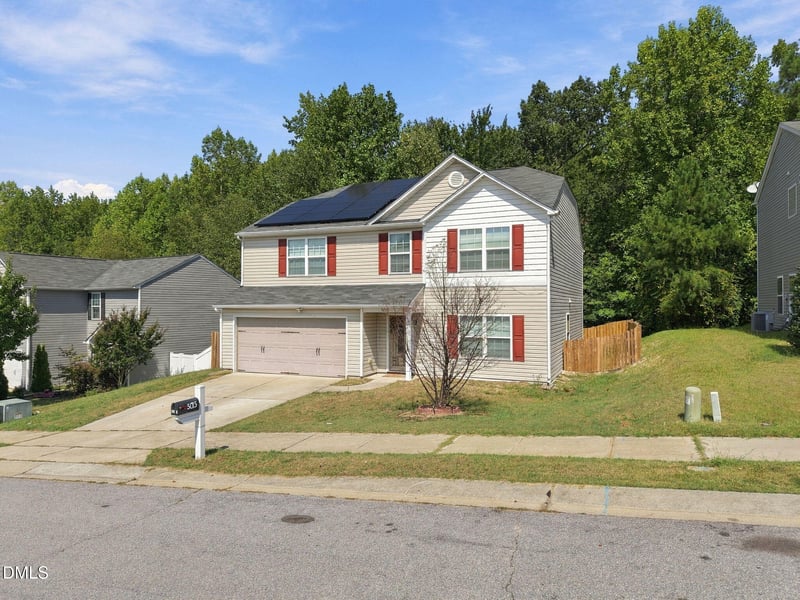 5015 Carnelian Dr, Raleigh, NC 27610