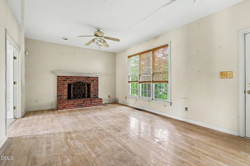 5017 Stardust Dr, Durham, NC 27712