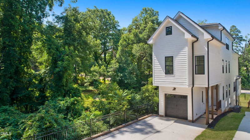 502 W Chatham St, Apex, NC 27502