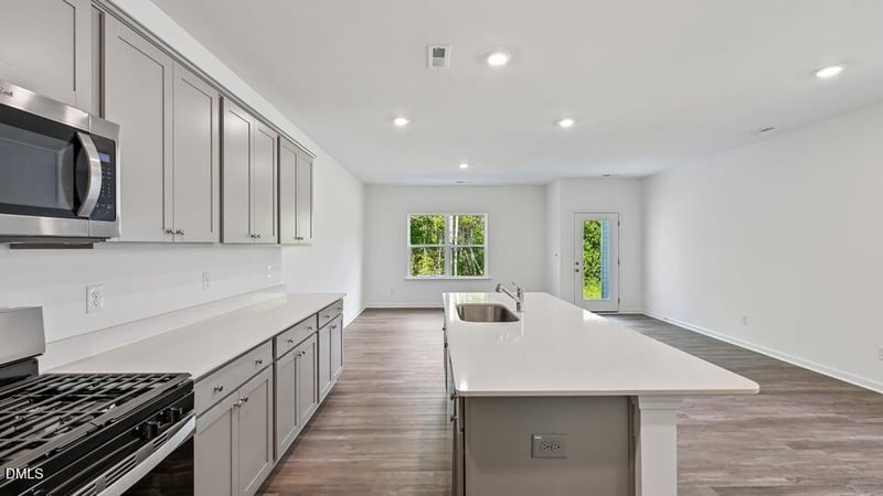 502 Cherry Laurel Dr, Sanford, NC 27332
