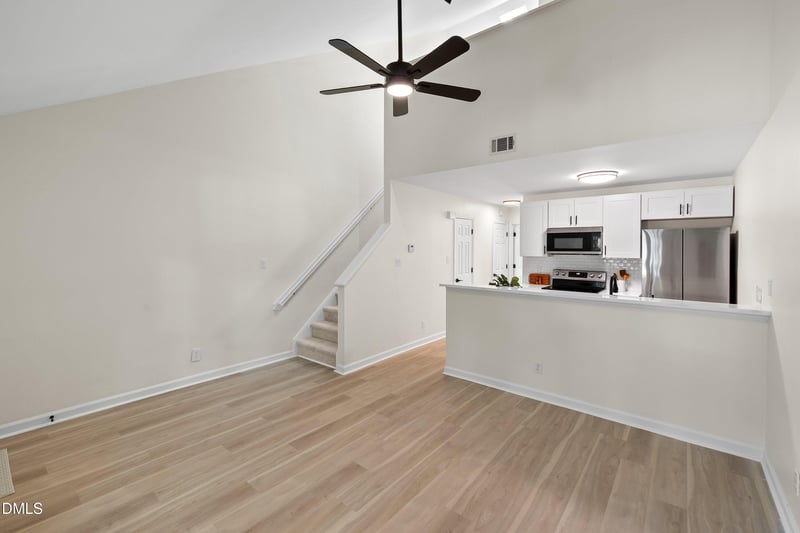 502 Gatehouse Ln, Durham, NC 27707