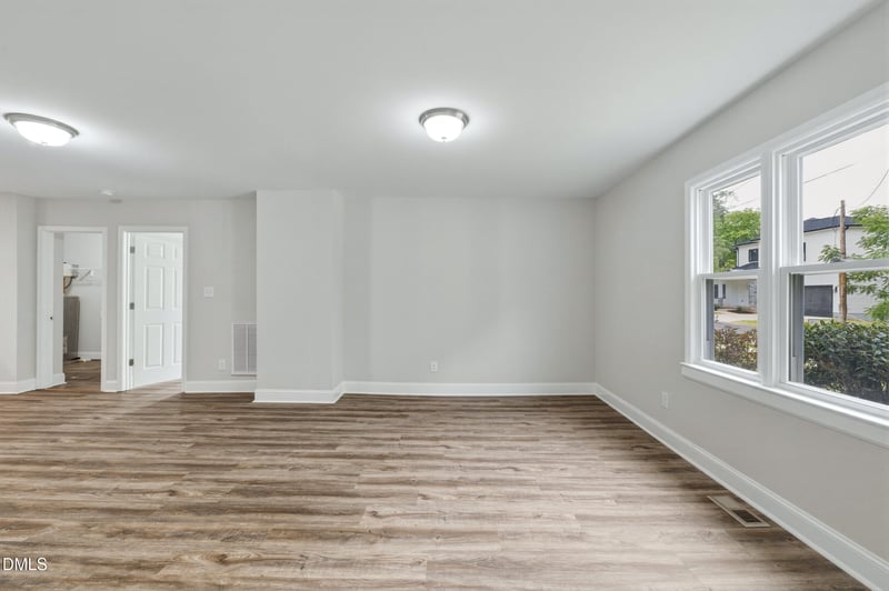 503 E Juniper Ave, Wake Forest, NC 27587