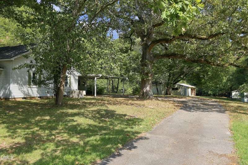 5033 Theys Rd, Raleigh, NC 27606