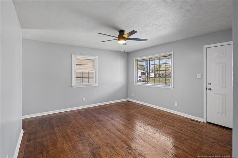 5039 Onslow St, Fayetteville, NC 28311