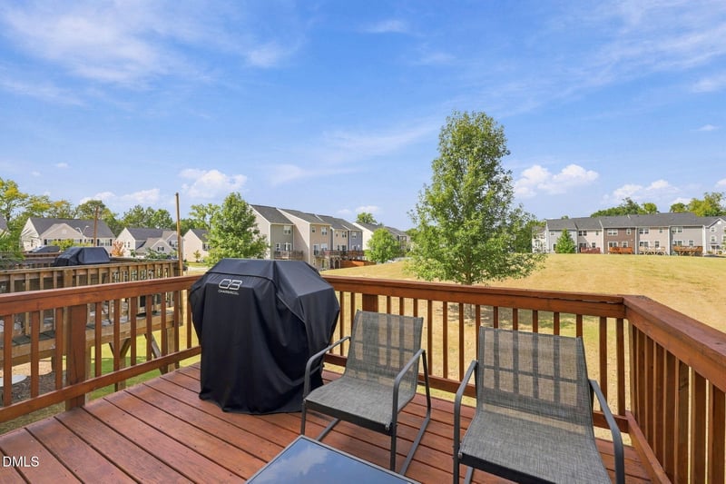504 Autumn Cure Ct, Fuquay Varina, NC 27526
