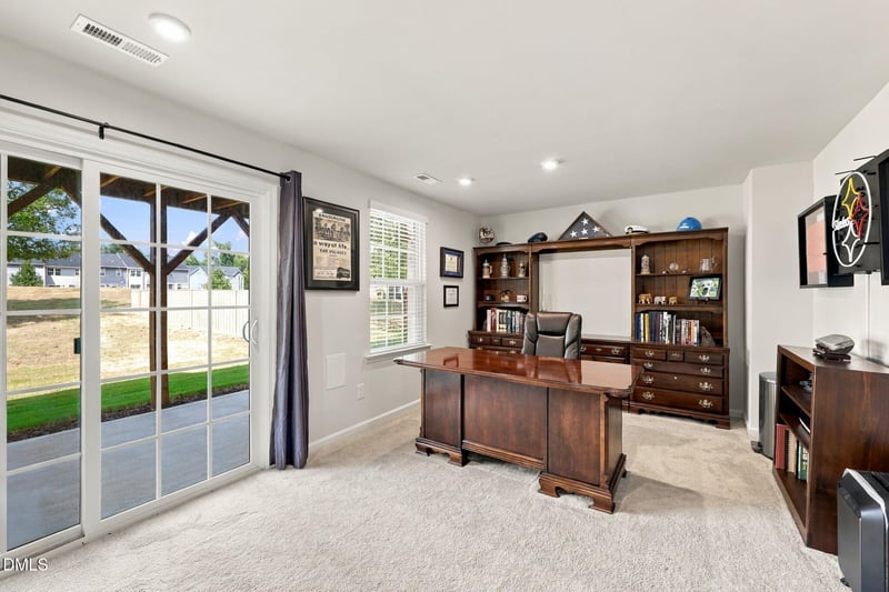 504 Autumn Cure Ct, Fuquay Varina, NC 27526