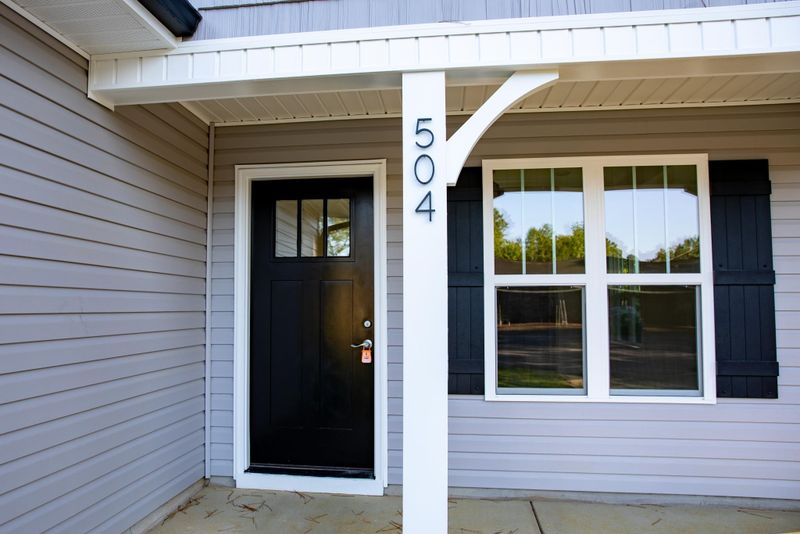 504 W Carr St, Dunn, NC 28334