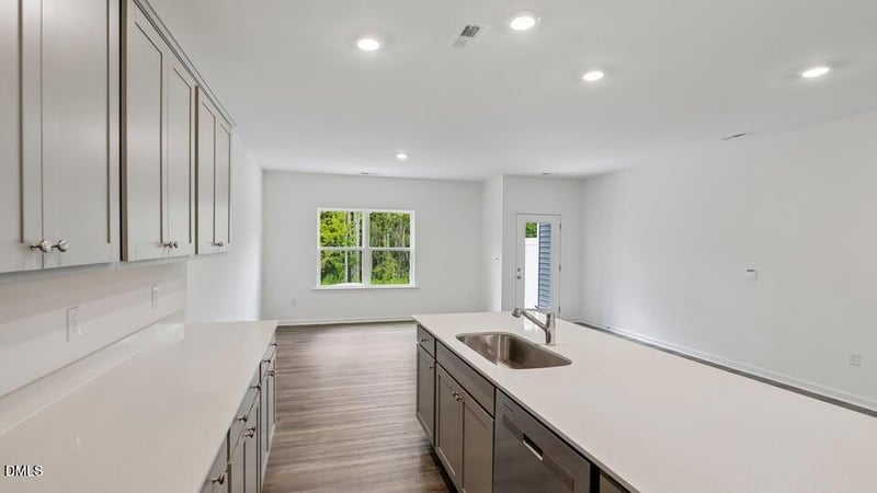 504 Cherry Laurel Dr, Sanford, NC 27332