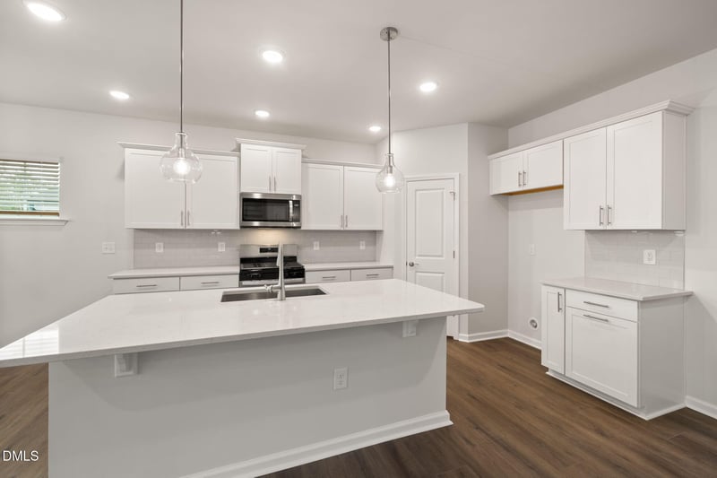 504 Foxfield Way, Fuquay Varina, NC 27526