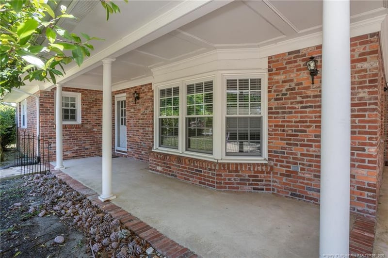 504 Jamestown Ave, Fayetteville, NC 28303