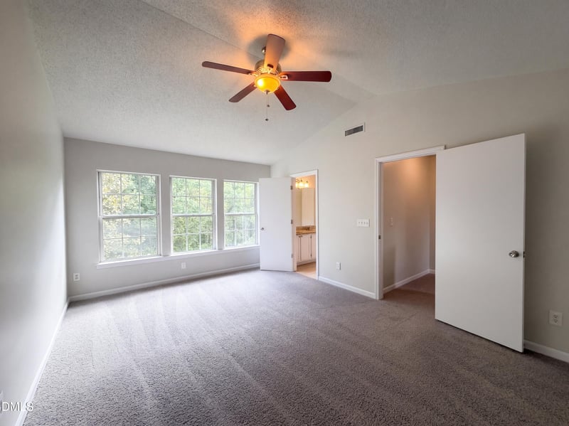 504 Quartz Dr, Durham, NC 27703