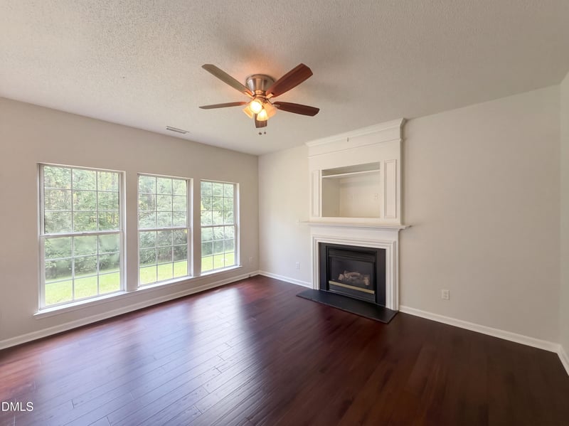 504 Quartz Dr, Durham, NC 27703