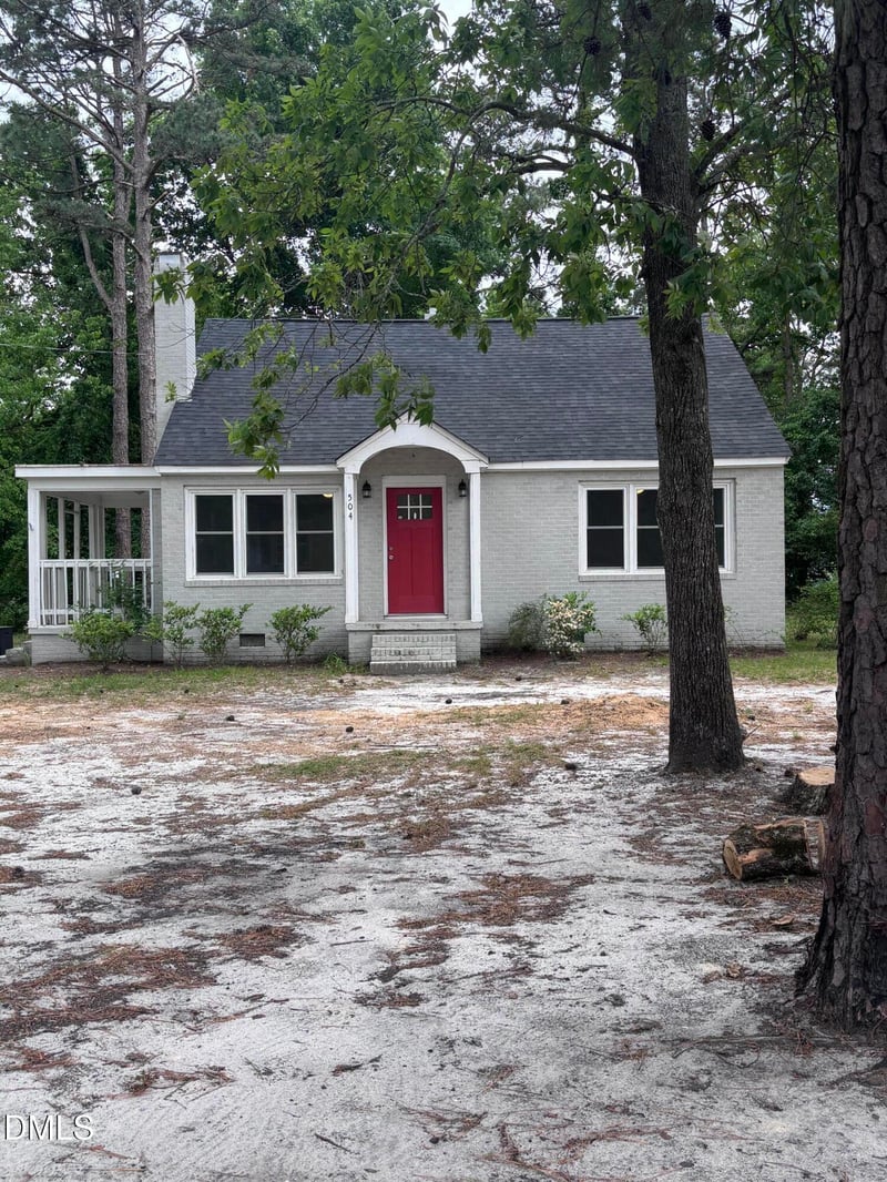 504 Saint Andrews Church Rd, Sanford, NC 27332