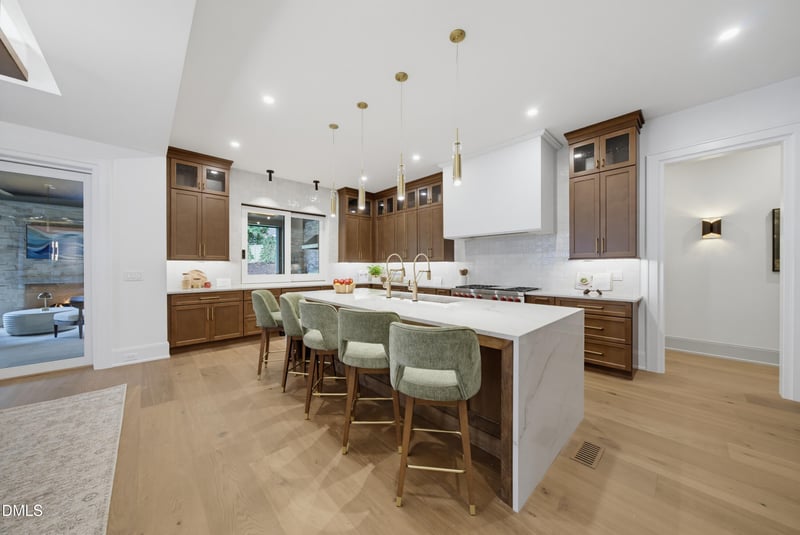 5042 Langley Cir, Raleigh, NC 27609