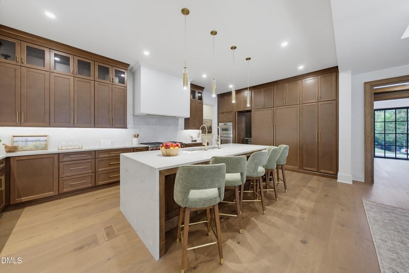 5042 Langley Cir, Raleigh, NC 27609