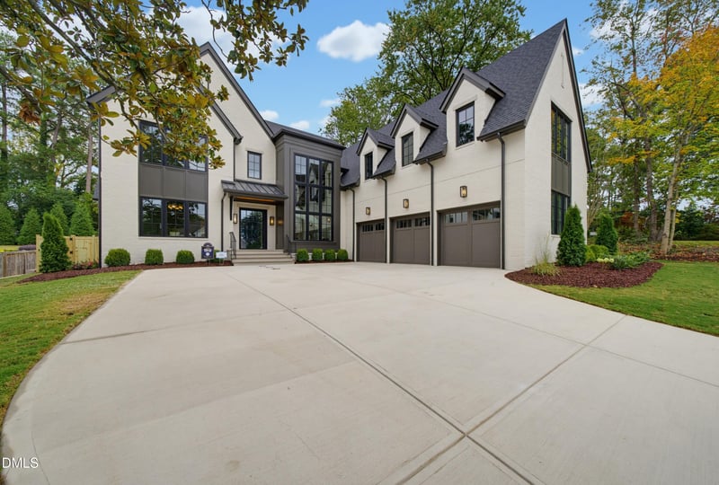 5042 Langley Cir, Raleigh, NC 27609