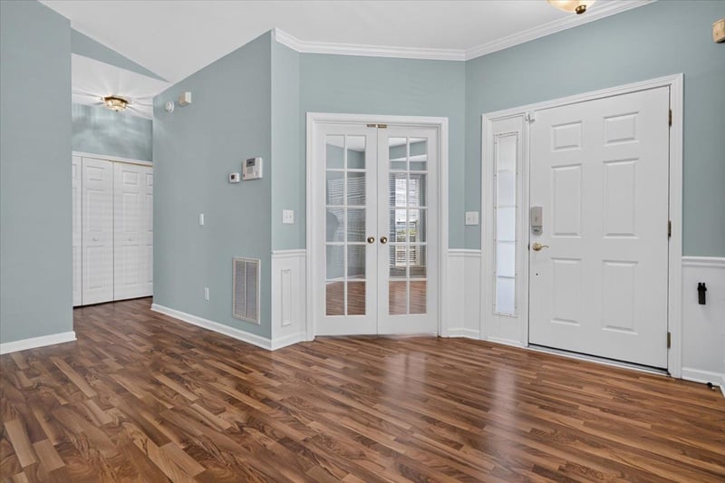5045 Delta Lake Dr, Raleigh, NC 27612