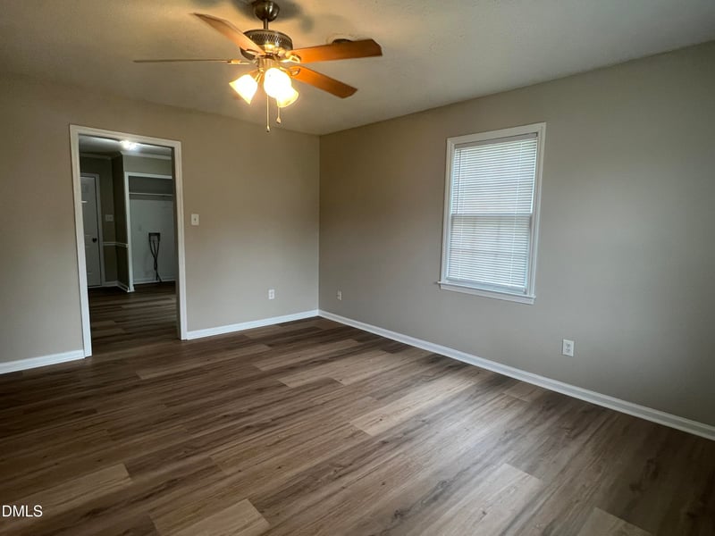 505 E Elizabeth St, Selma, NC 27576