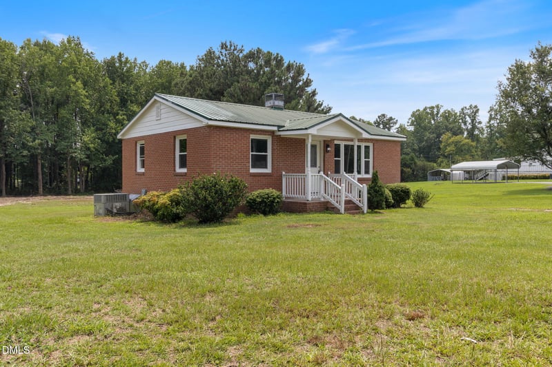 505 Gay Town Rd, Zebulon, NC 27597