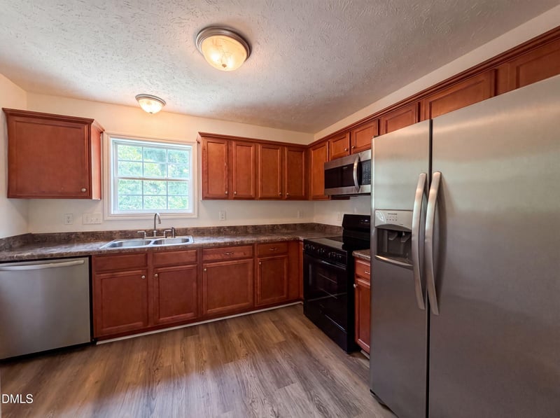 505 Old Warden Way, Hope Mills, NC 28348