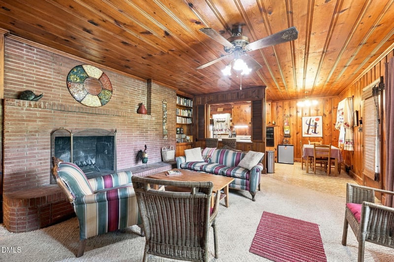 505 Paris St, Graham, NC 27253