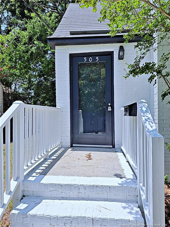 505 Pearl St, Fayetteville, NC 28303