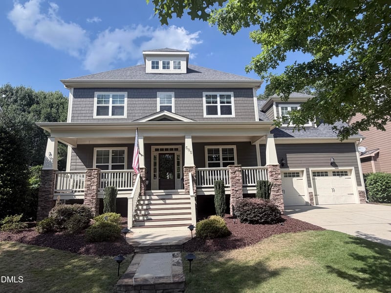 505 Wanderview Ln, Holly Springs, NC 27540