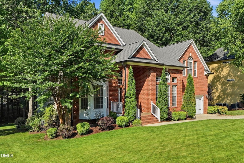 5052 Bartons Enclave Ln, Raleigh, NC 27613