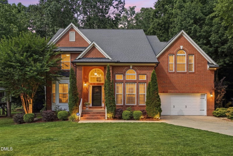 5052 Bartons Enclave Ln, Raleigh, NC 27613