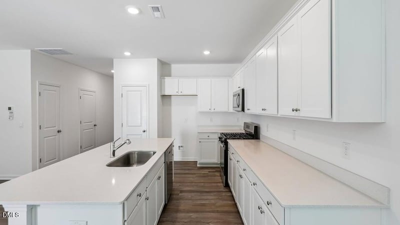 506 Cherry Laurel Dr, Sanford, NC 27332