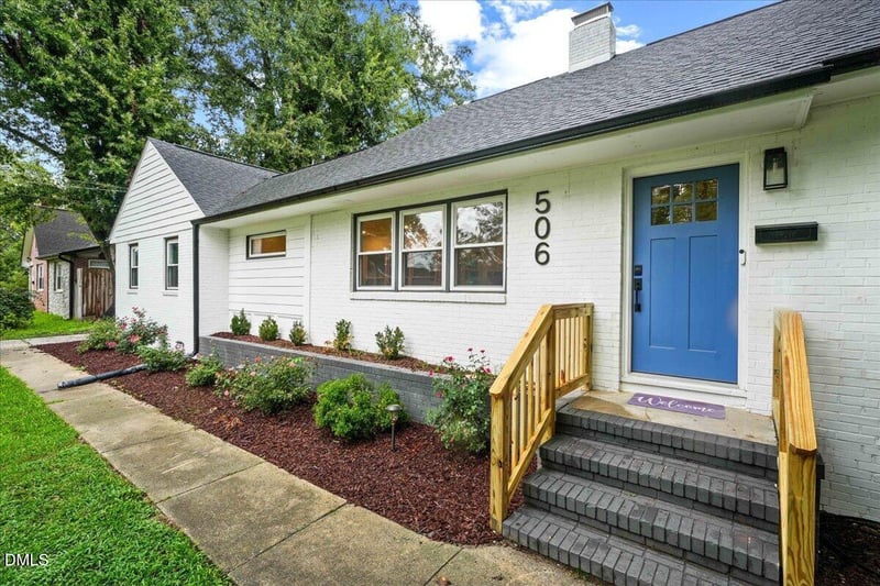 506 W Noble St, Selma, NC 27576
