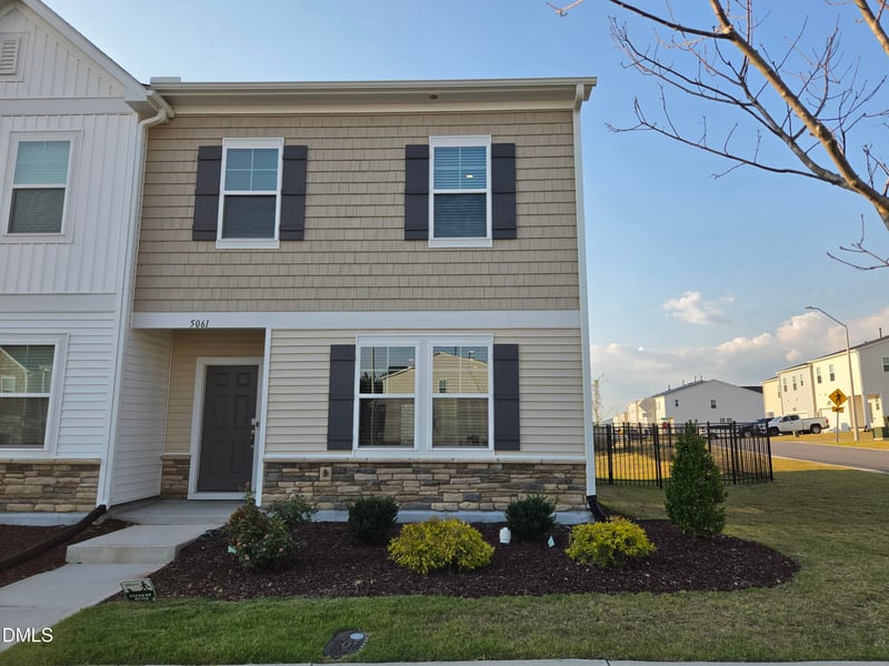 5061 Microcline Trl, Raleigh, NC 27610