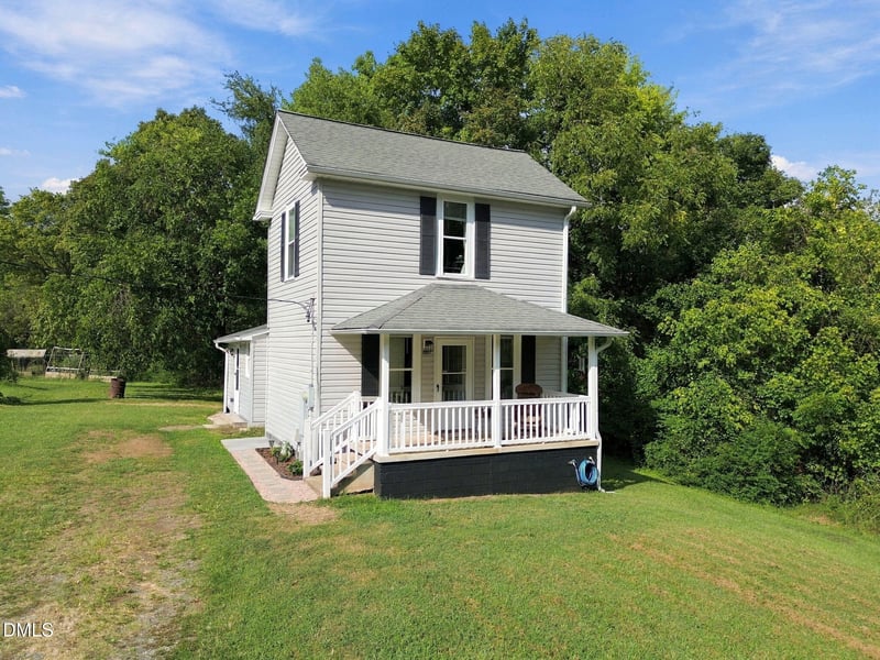 507 River St, Haw River, NC 27258