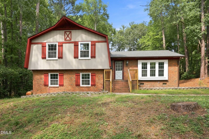 507 Sussex Ave, Sanford, NC 27330