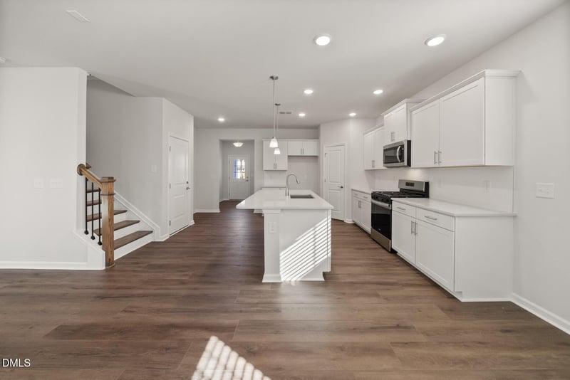 508 Foxfield Way, Fuquay Varina, NC 27526