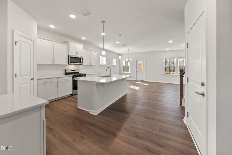 508 Foxfield Way, Fuquay Varina, NC 27526