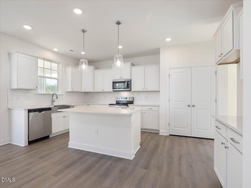 508 Hipwood Dr, Zebulon, NC 27597