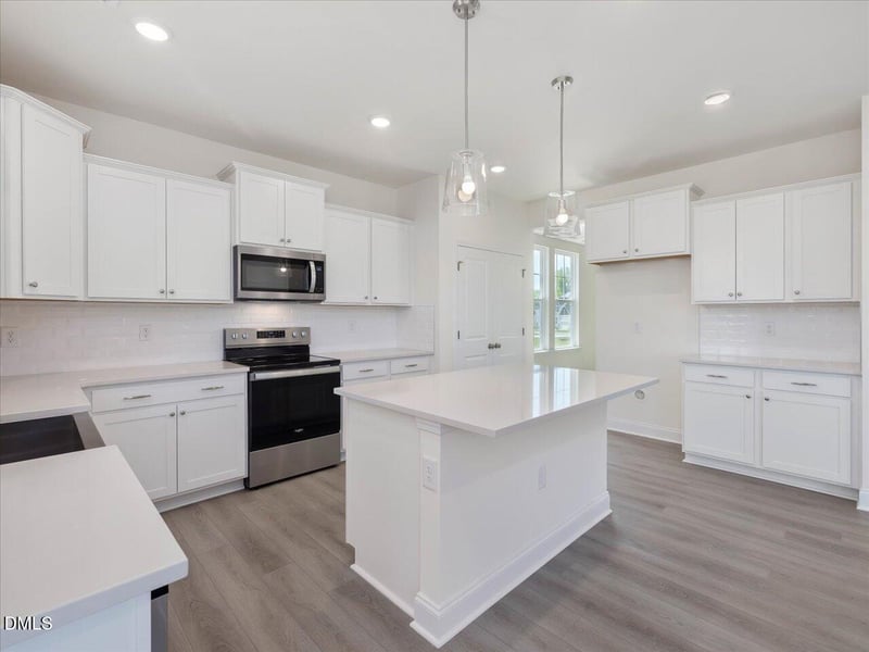 508 Hipwood Dr, Zebulon, NC 27597